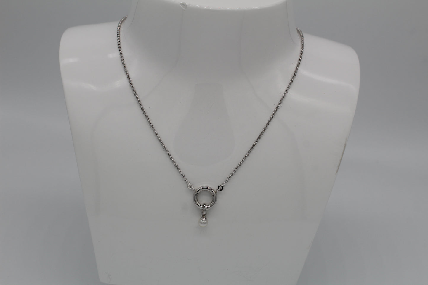 Halsband cirkel med pärla