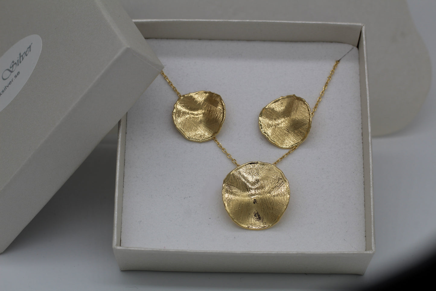 Set of circles (hammered)